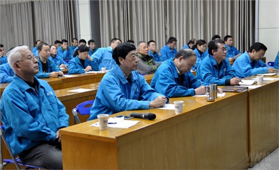 董事長陳根喜、總經(jīng)理陳學(xué)鋒等公司高層出席論壇