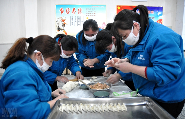 皖南電機:聚精會神團(tuán)結(jié)協(xié)作 皖南電機:聚精會神團(tuán)結(jié)協(xié)作