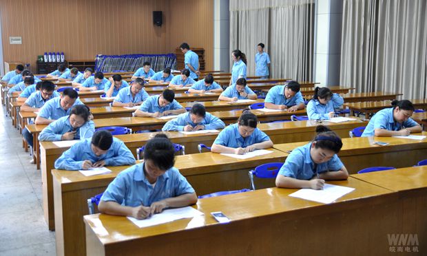 皖南電機(jī)線圈車間開展安全知識(shí)競賽活動(dòng) 皖南電機(jī)線圈車間開展安全知識(shí)競賽活動(dòng)