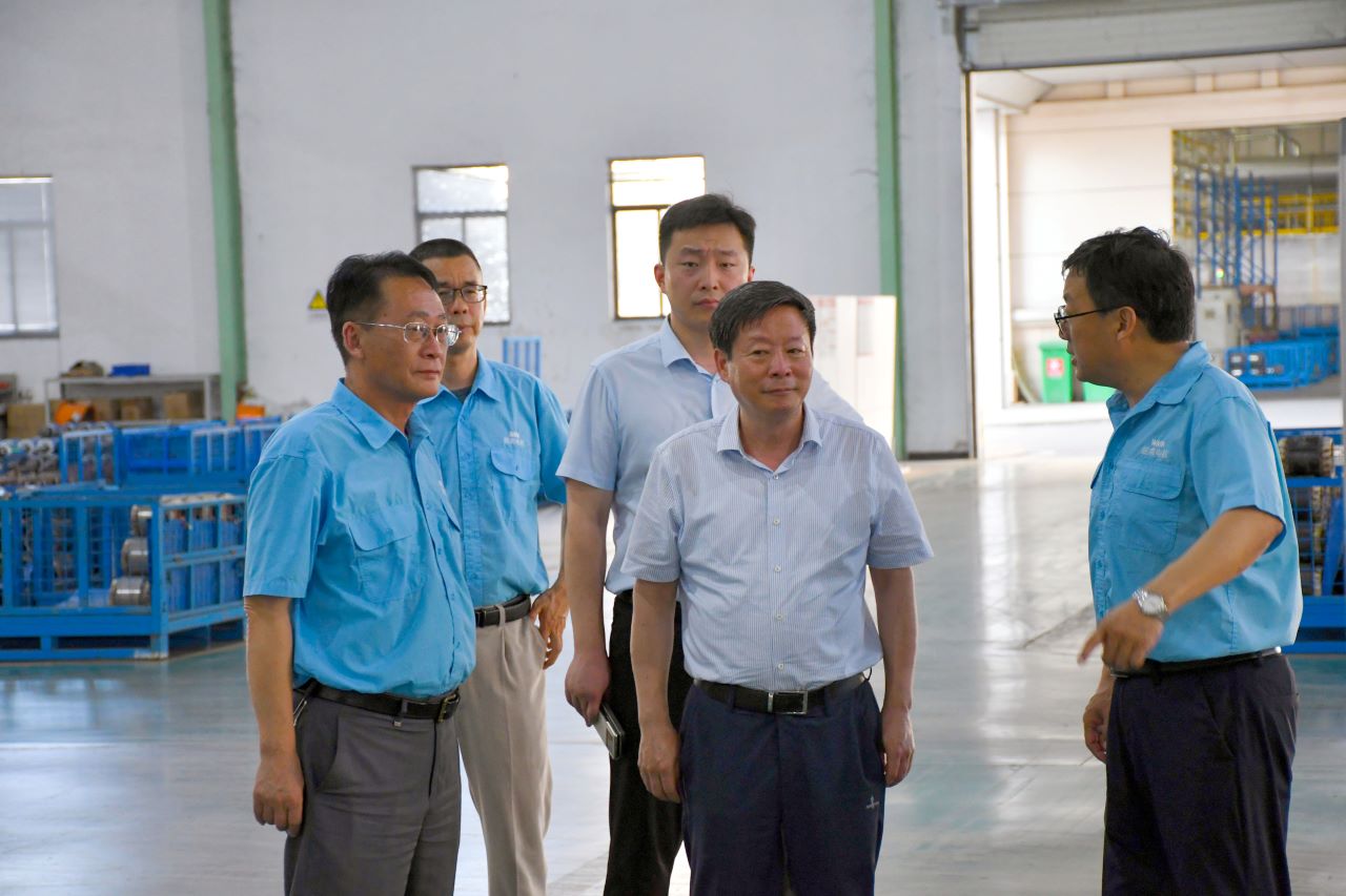 中機企協(xié)常務副會長楊一平來皖南電機調(diào)研指導 中機企協(xié)常務副會長楊一平來皖南電機調(diào)研指導